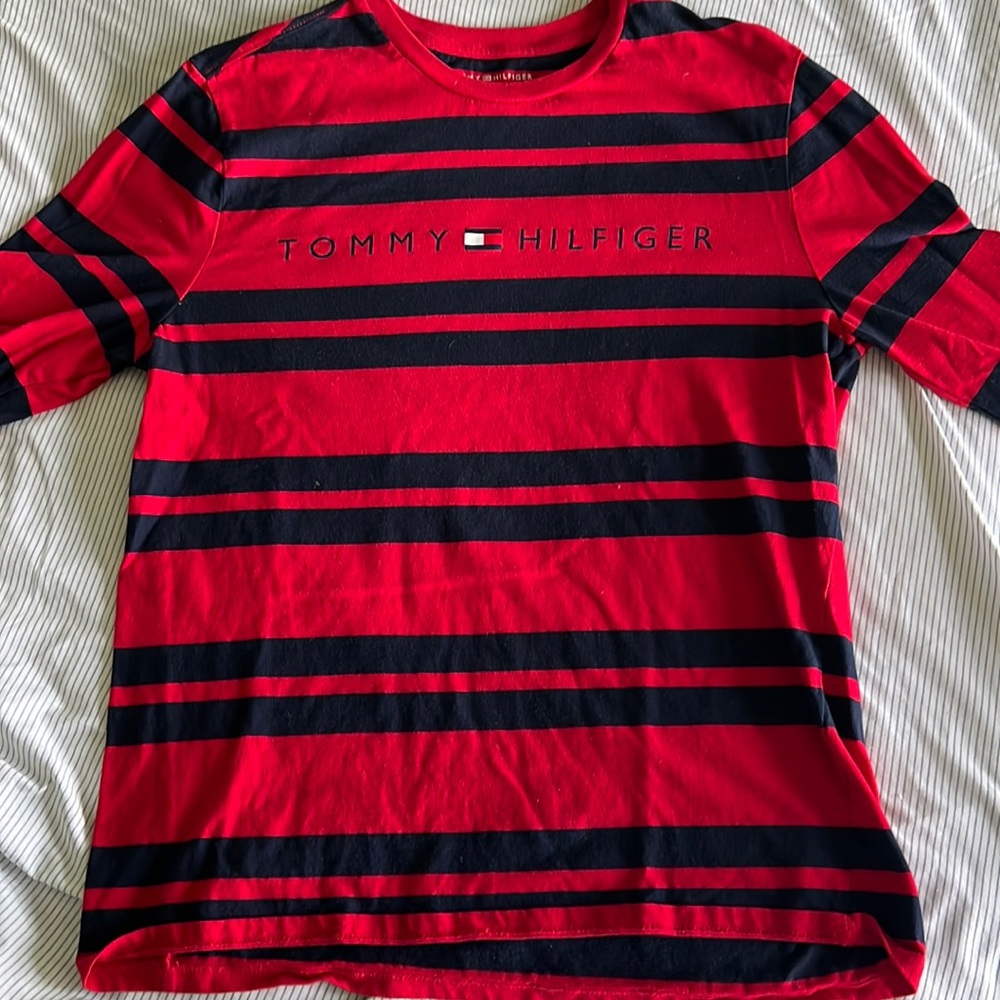 Red with Navy blue striped Tommy Hilfiger Long sleeve shirt (Mens medium)